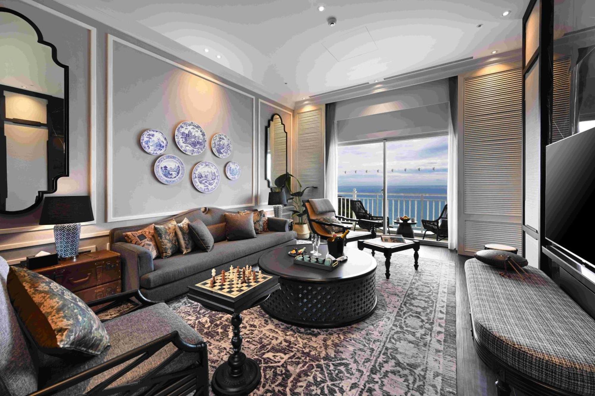 Hualien Farglory Hotel Yanliau Екстериор снимка The living room of a suite at The Oberoi, Mumbai